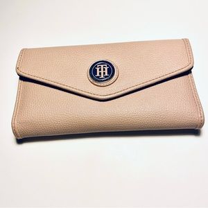 Tommy Hilfiger wallet used